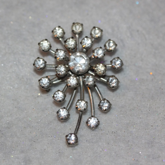 Vintage Glass Rhinestone Silver Spray Brooch Pin - Picture 1 of 3